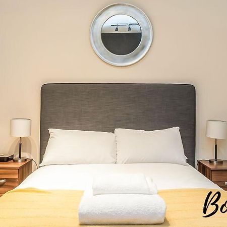 Spacious 2Br-2Ba - Grassmarket - Free Parking By Bonjour Residences Edinburgh Ngoại thất bức ảnh