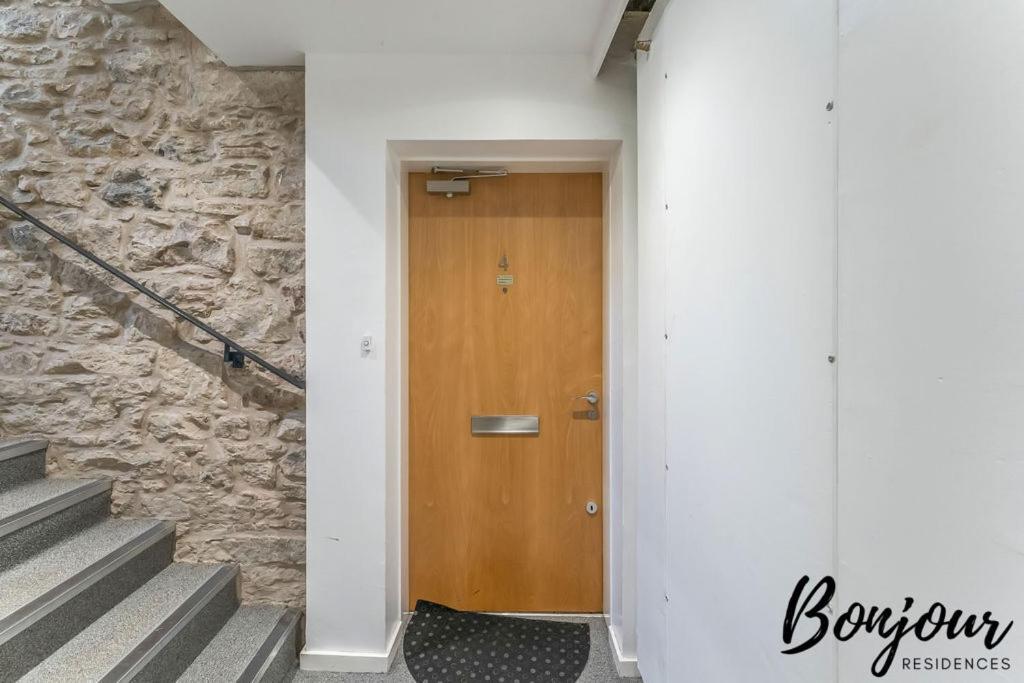 Spacious 2Br-2Ba - Grassmarket - Free Parking By Bonjour Residences Edinburgh Ngoại thất bức ảnh