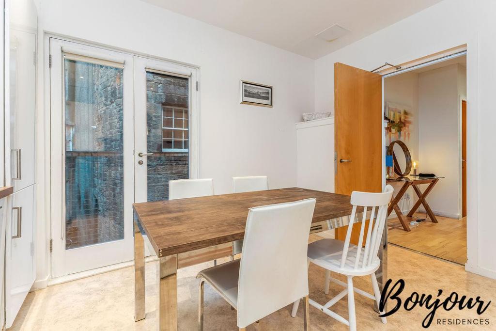 Spacious 2Br-1Ba - Grassmarket - Free Parking By Bonjour Residences Edinburgh Ngoại thất bức ảnh
